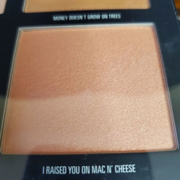 Kylie Jenner Collection Pressed Powder Palette NEW - Picture 9 of 12